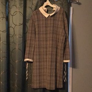 White and black patterned dress